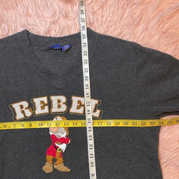 Y2K Disney Sweatshirt Womens XL Fleece Grumpy Rebel Gray V-Neck‎ - Picture 5 of 5